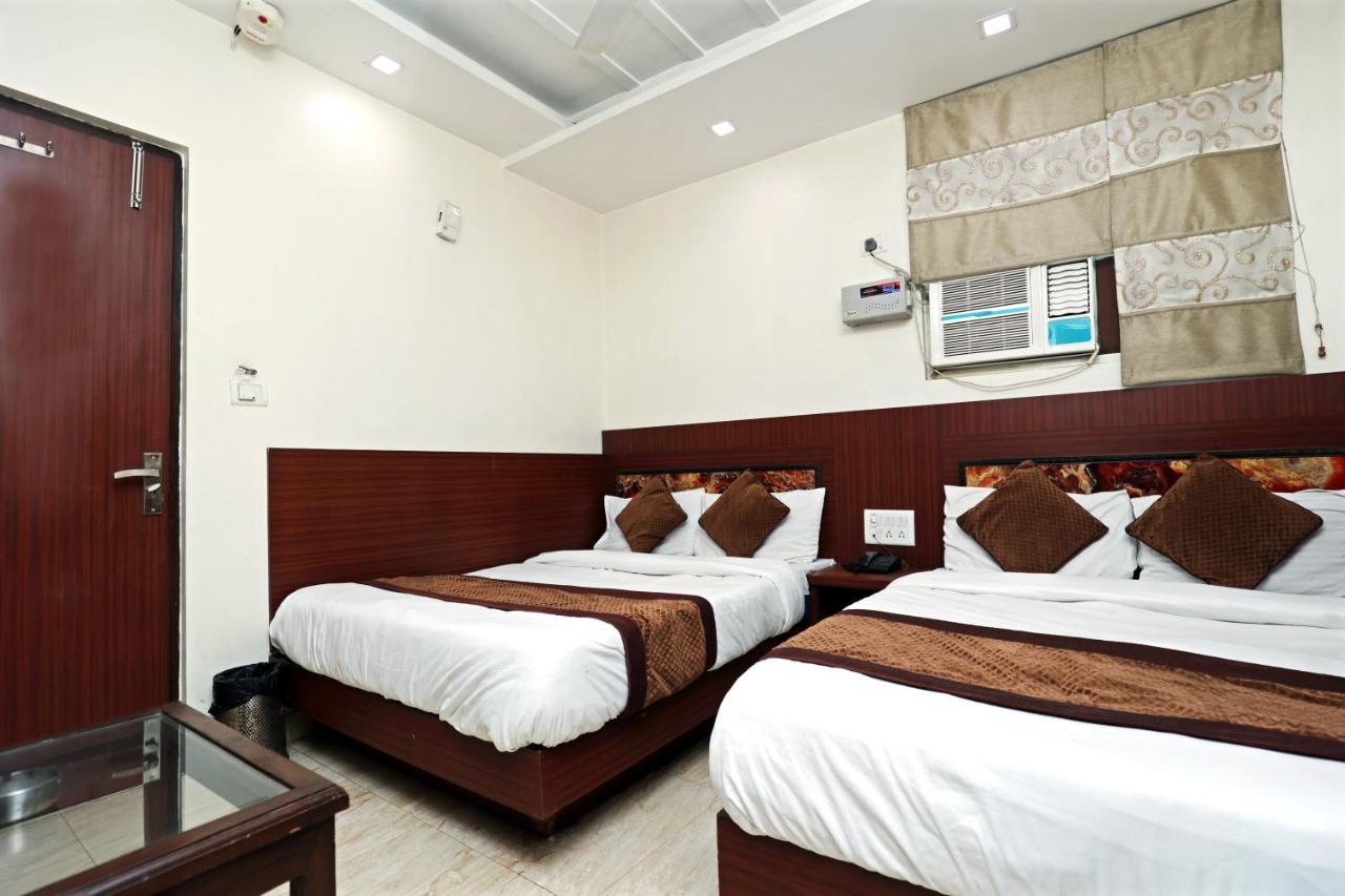 Hotel Toto International Dx Нью-Дели Экстерьер фото